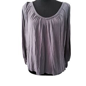 Old Navy Gray scoop neck lightweight top size medium